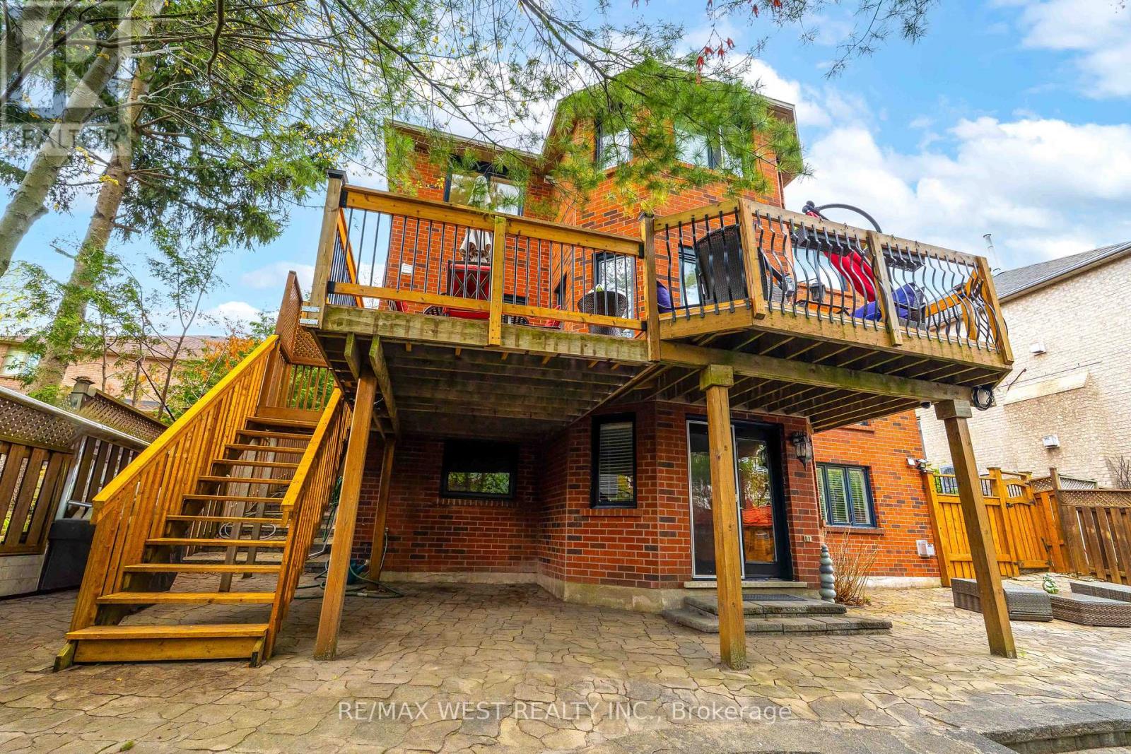 2197 Shaftesbury Court, Oakville, Ontario  L6H 6C6 - Photo 43 - W13105736