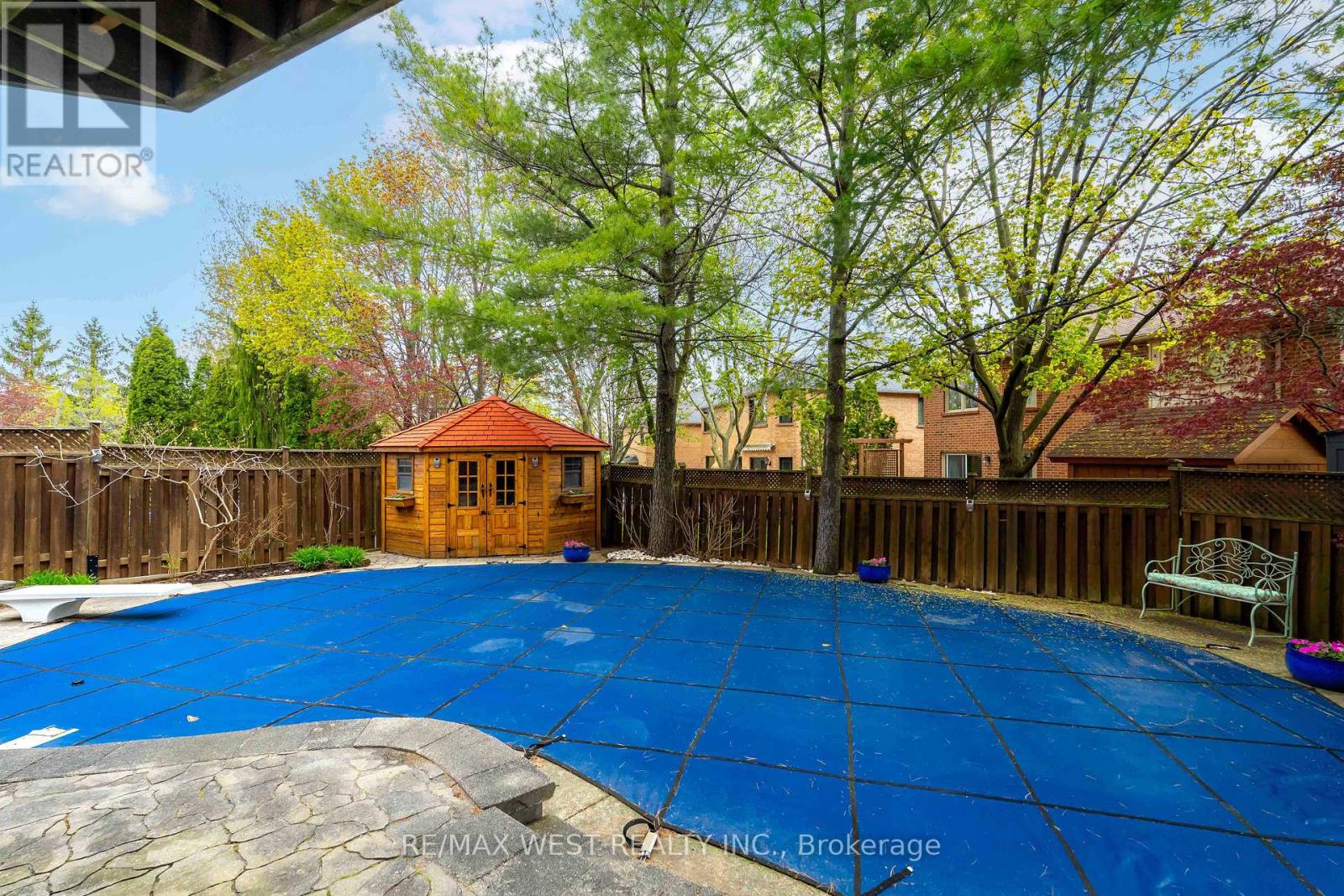 2197 Shaftesbury Court, Oakville, Ontario  L6H 6C6 - Photo 47 - W13105736