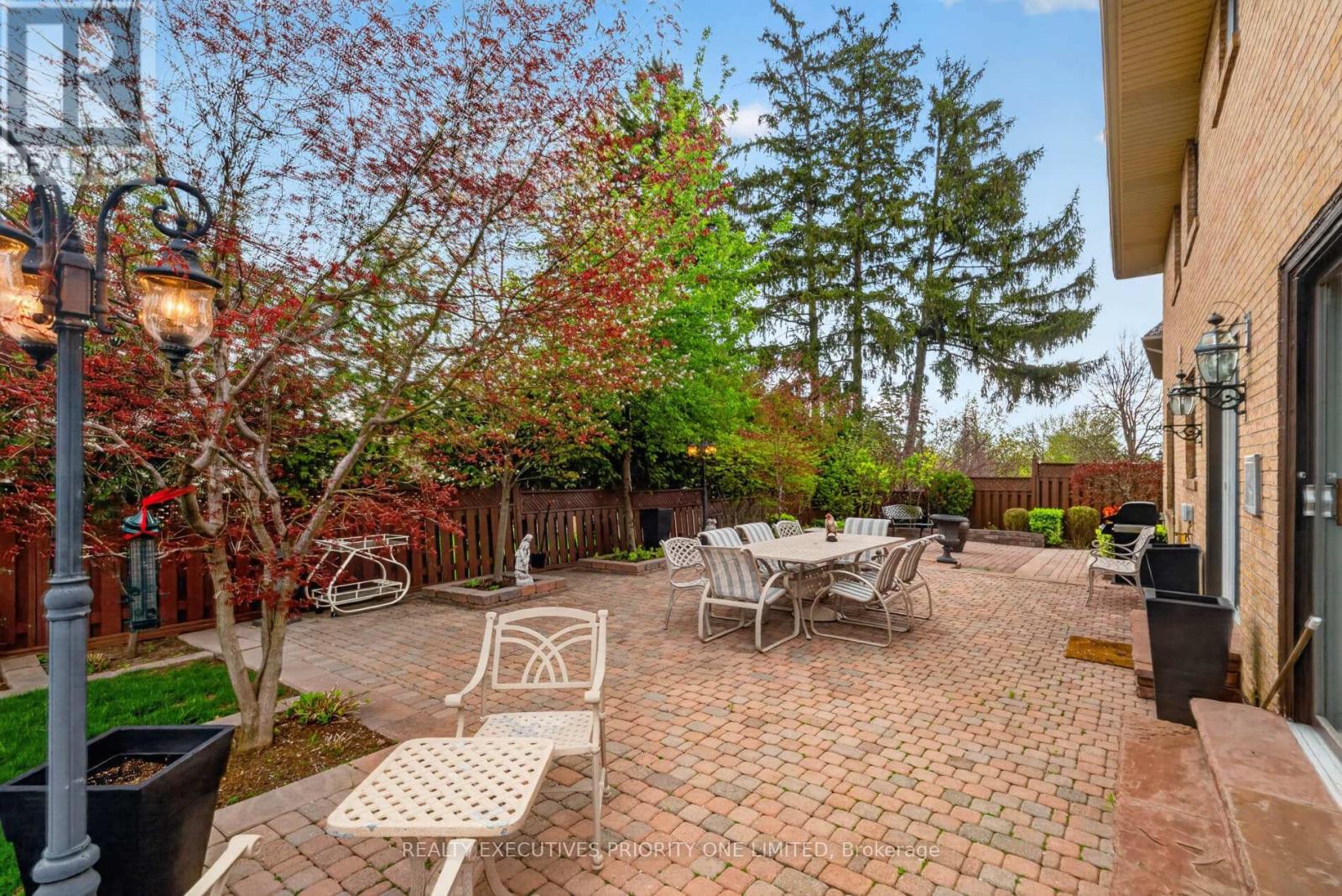 1149 Spragg Court, Mississauga, Ontario  L5C 2Z9 - Photo 40 - W13105758