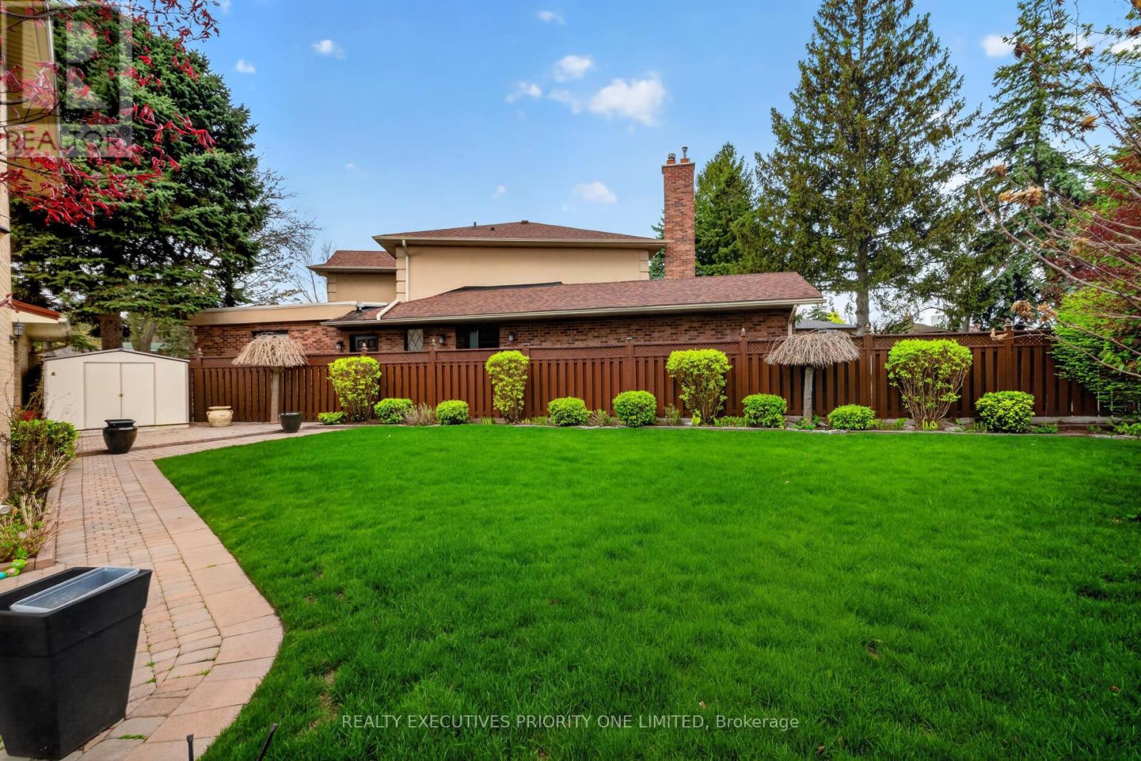 1149 Spragg Court, Mississauga, Ontario  L5C 2Z9 - Photo 44 - W13105758