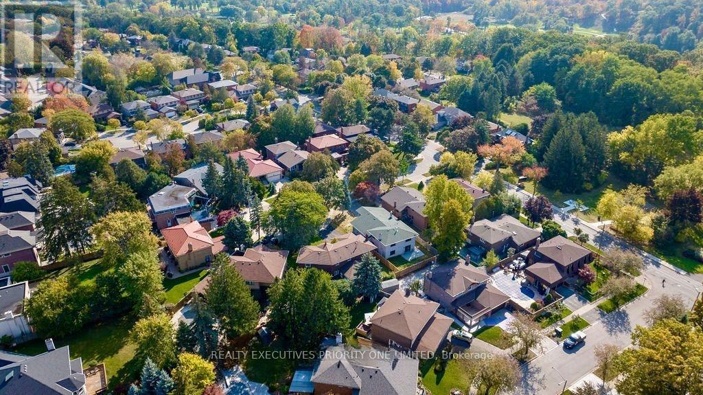 1149 Spragg Court, Mississauga, Ontario  L5C 2Z9 - Photo 47 - W13105758