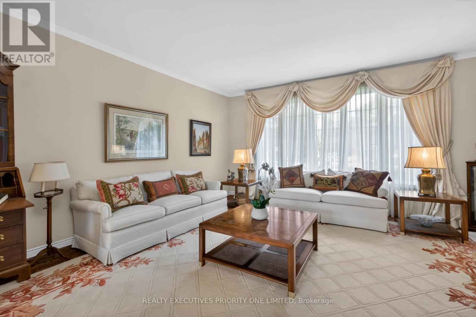 1149 Spragg Court, Mississauga, Ontario  L5C 2Z9 - Photo 9 - W13105758