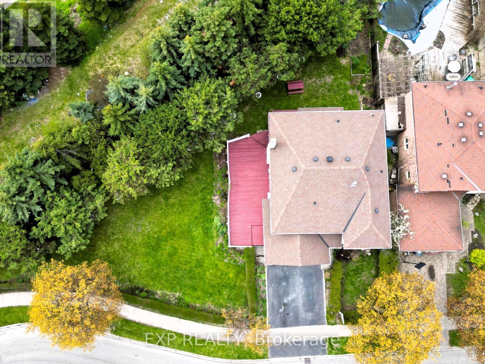 4 Leatherhead Court, Brampton, Ontario  L6S 4R9 - Photo 33 - W13105808