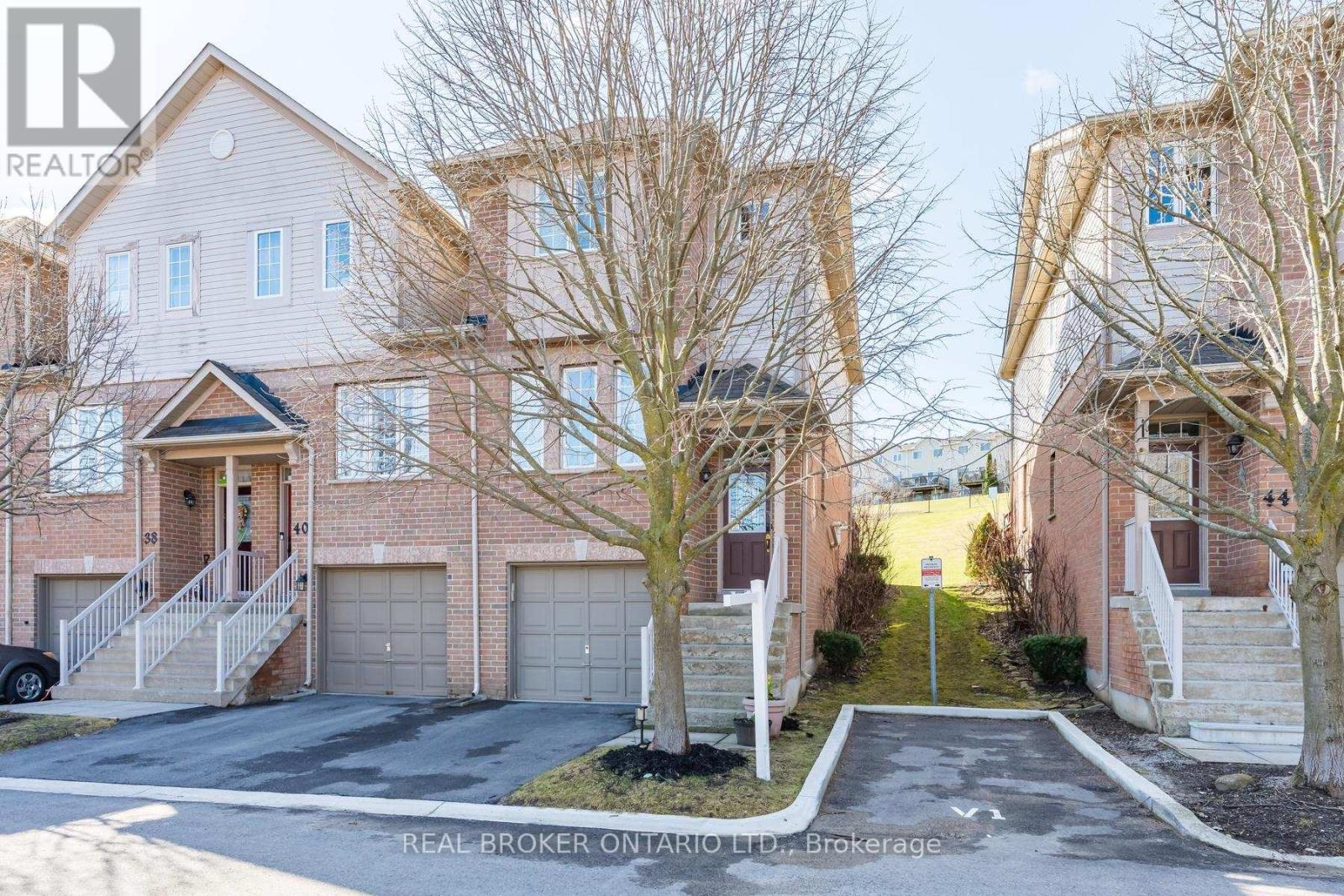 42 - 42 PALOMINO TRAIL, Halton Hills, Ontario