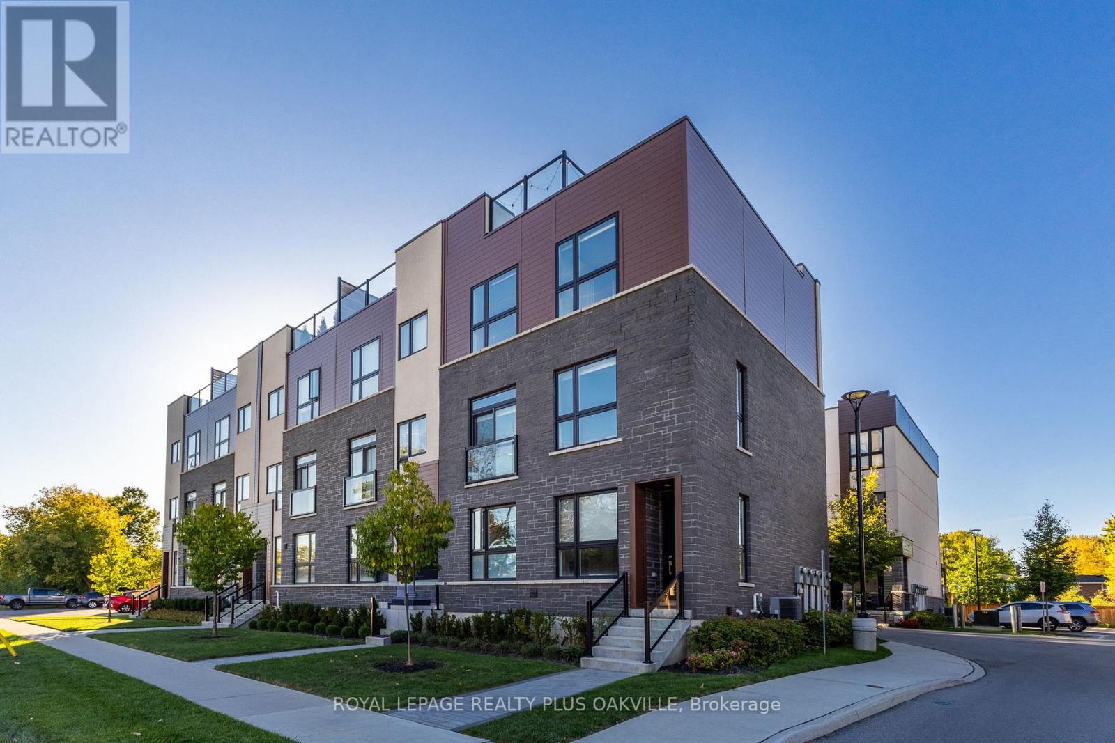 3228 Ellyn Common, Burlington, Ontario  L7N 0A3 - Photo 3 - W13105862