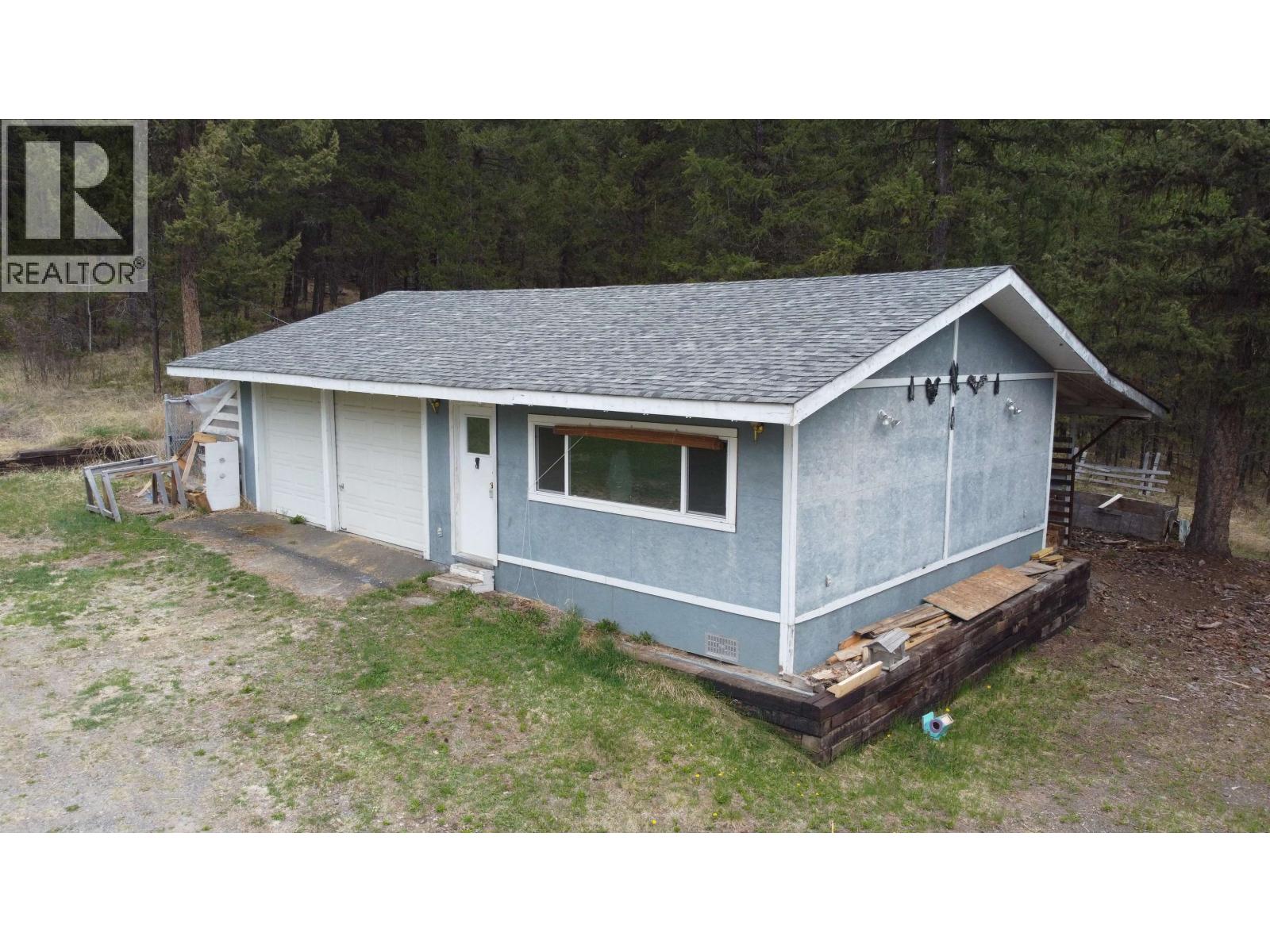 6725 Fawn Creek Road, Lone Butte, British Columbia  V0K 1X3 - Photo 4 - R3091454