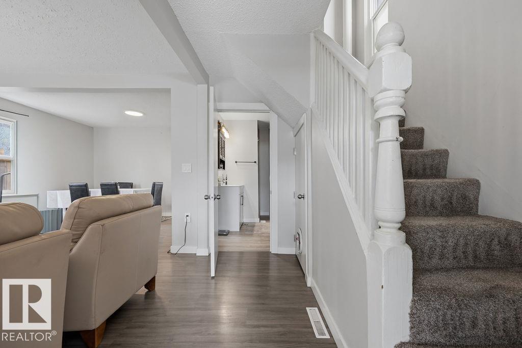 12210 95a St Nw, Edmonton, Alberta  T5G 1S1 - Photo 6 - E4486725