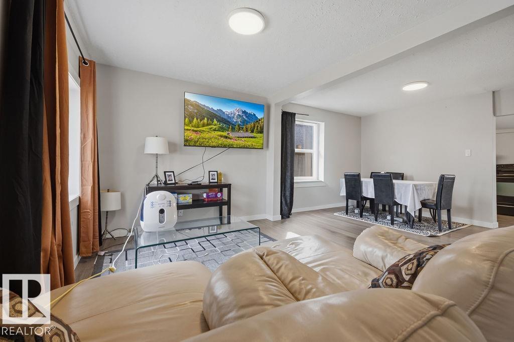 12210 95a St Nw, Edmonton, Alberta  T5G 1S1 - Photo 7 - E4486725