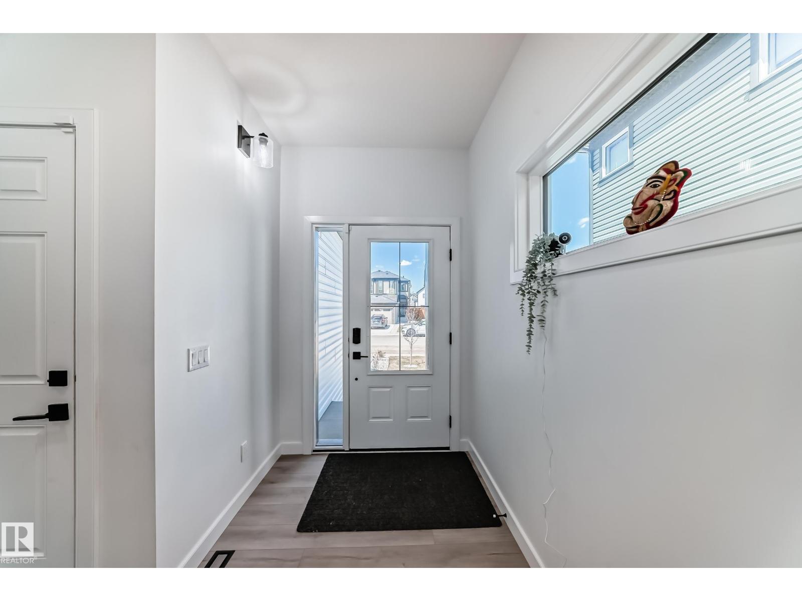 3247 Chernowski Wy Sw, Edmonton, Alberta  T6W 5H2 - Photo 3 - E4486726