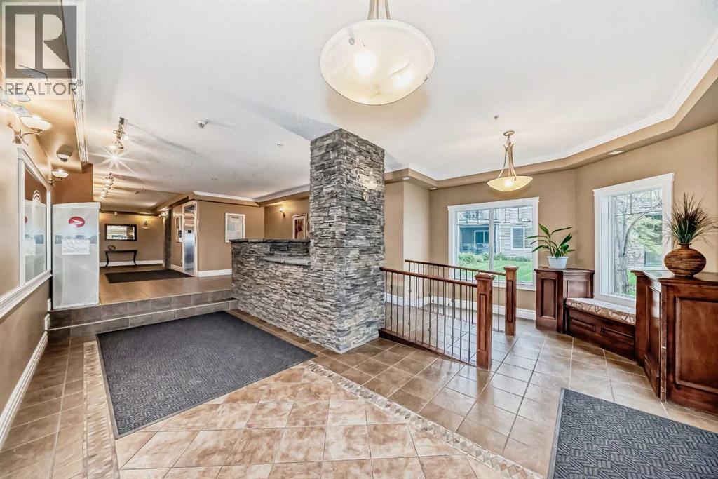 303, 369 Rocky Vista Park NW, Calgary, Alberta  T3G 5K7 - Photo 2 - A2280300