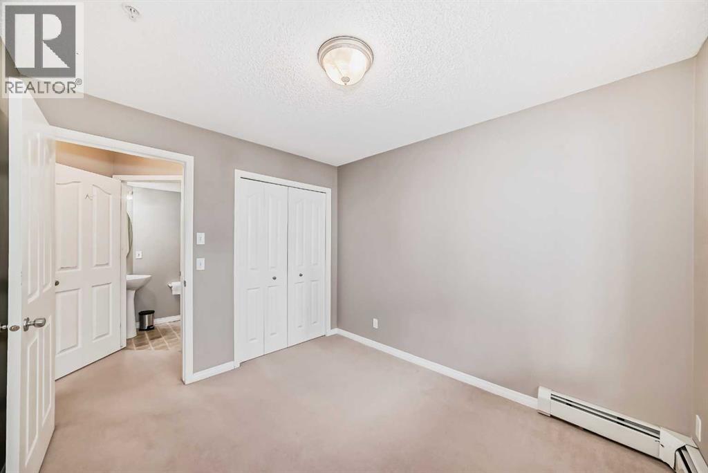 303, 369 Rocky Vista Park NW, Calgary, Alberta  T3G 5K7 - Photo 20 - A2280300