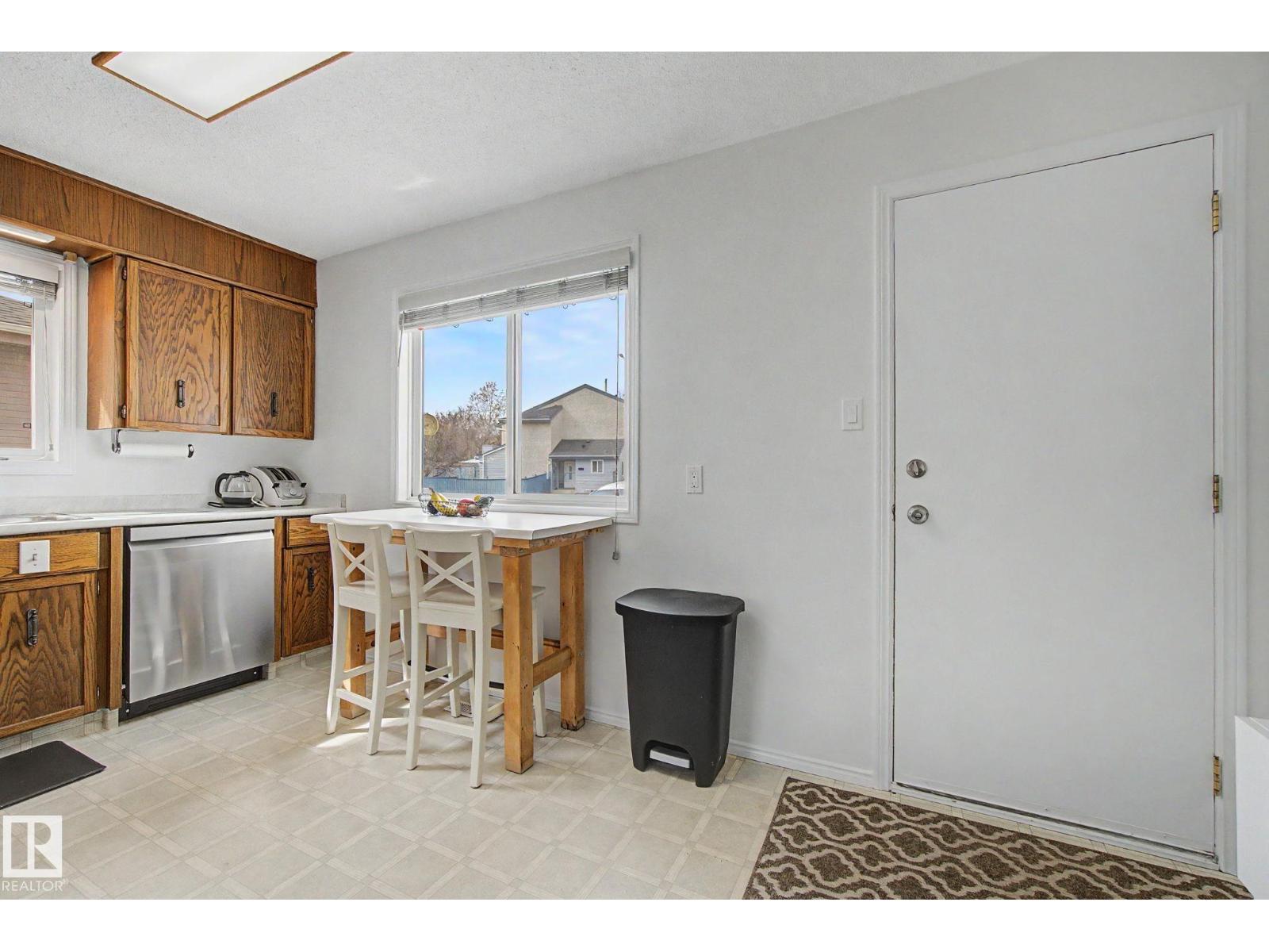 17305 60 Ave Nw, Edmonton, Alberta  T6M 1E9 - Photo 7 - E4486729