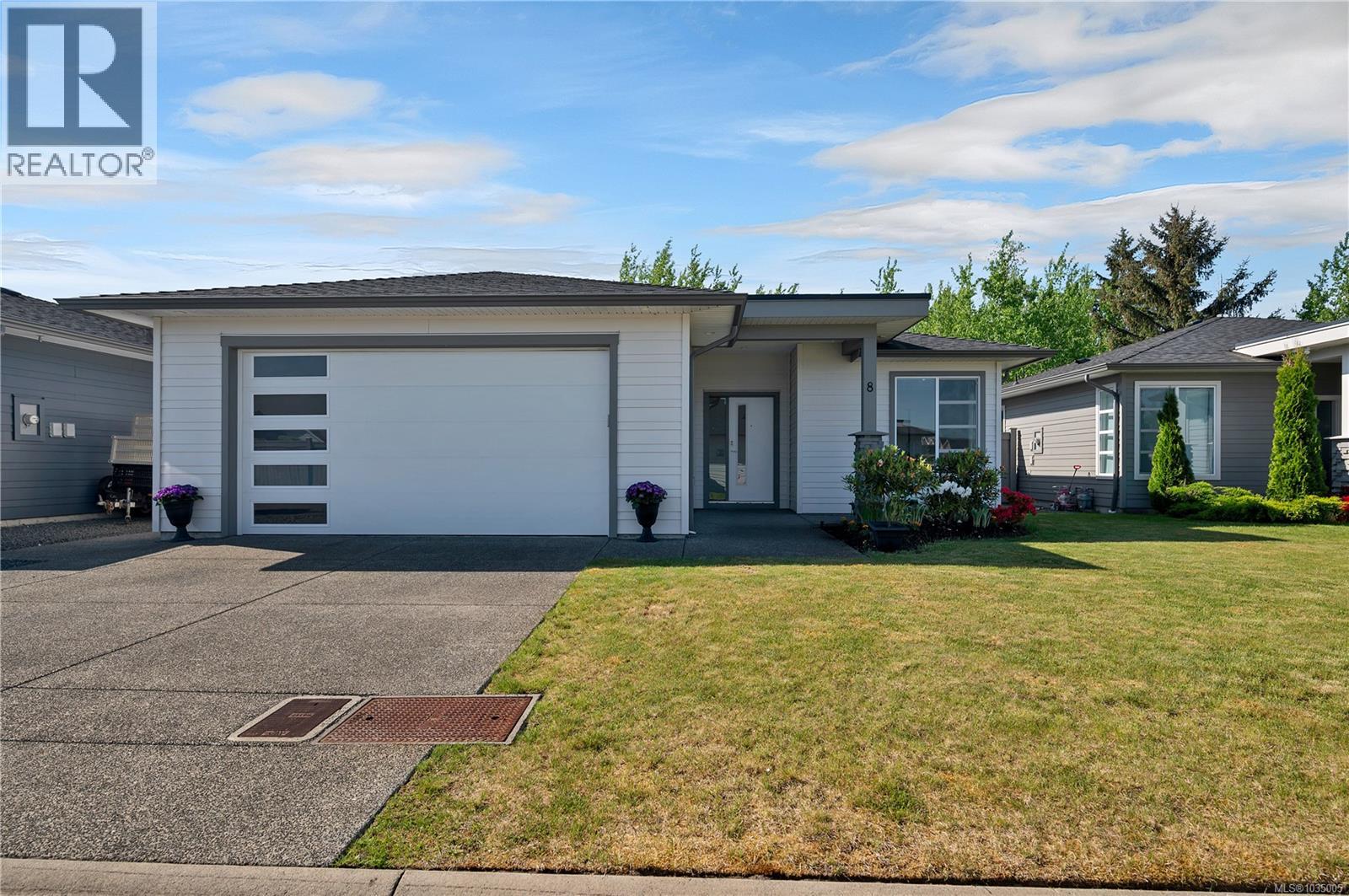 8 2161 Evergreen Rd, Campbell River, British Columbia