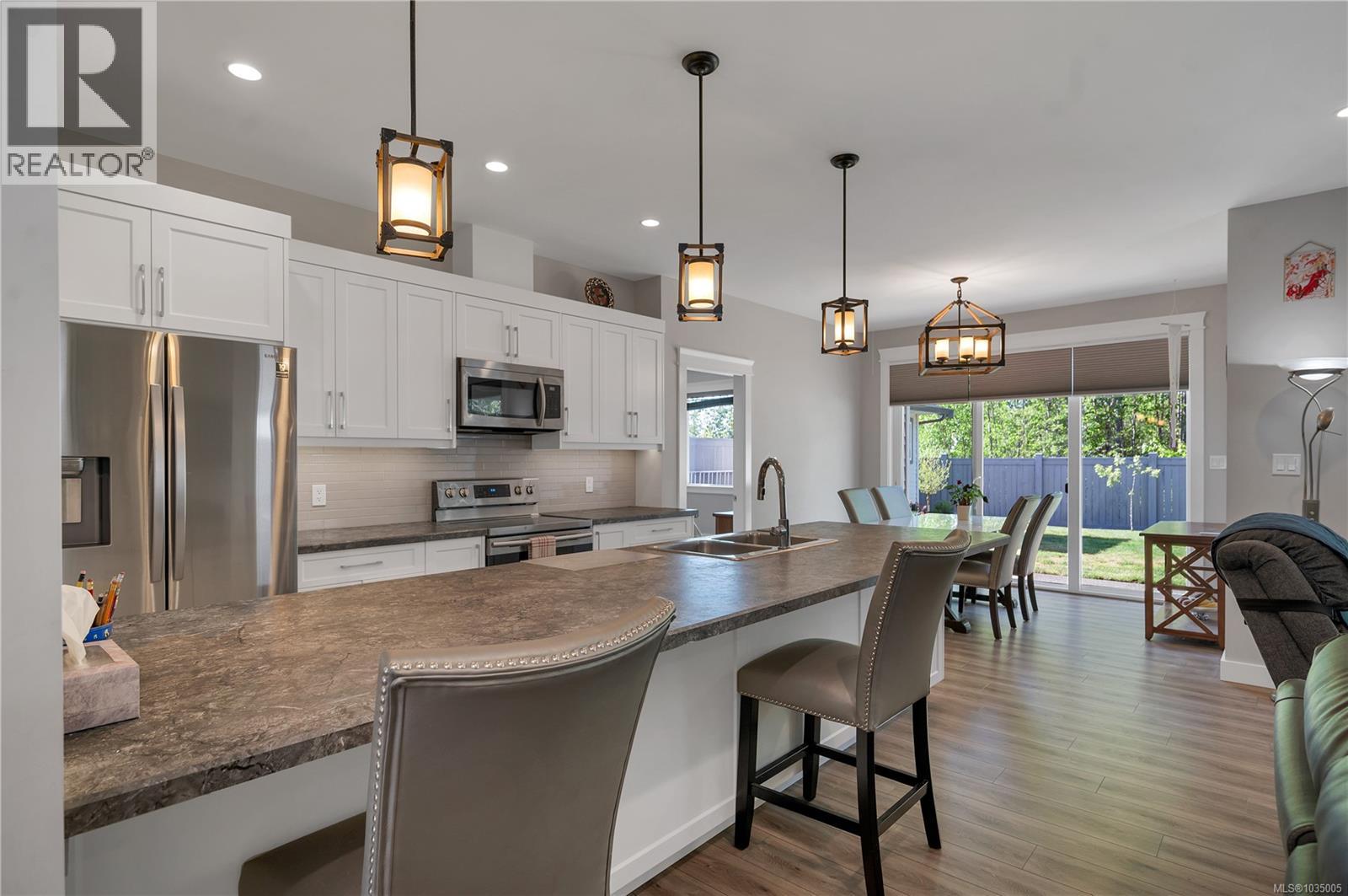 8 2161 Evergreen Rd, Campbell River, British Columbia  V9W 0C8 - Photo 11 - 1035005