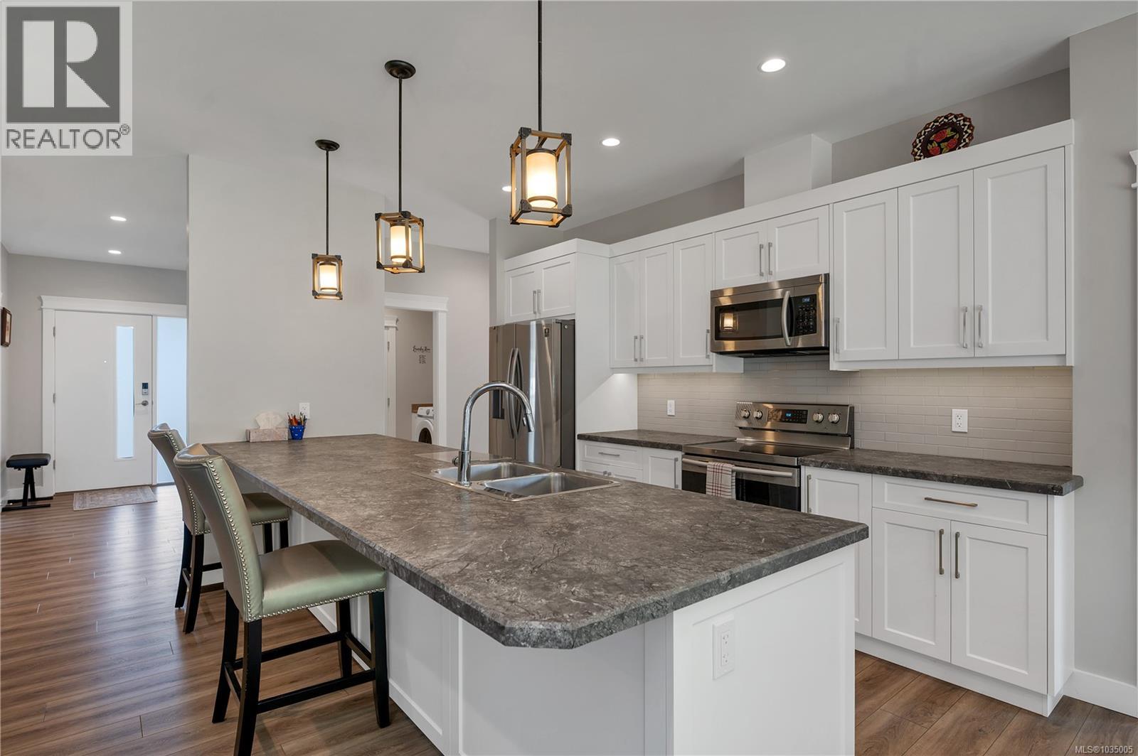 8 2161 Evergreen Rd, Campbell River, British Columbia  V9W 0C8 - Photo 6 - 1035005