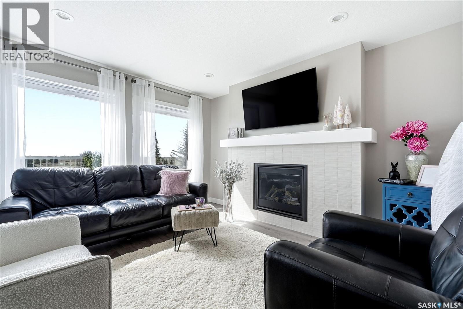 8849 Kestral Drive, Regina, Saskatchewan  S4Y 1H6 - Photo 5 - SK035215