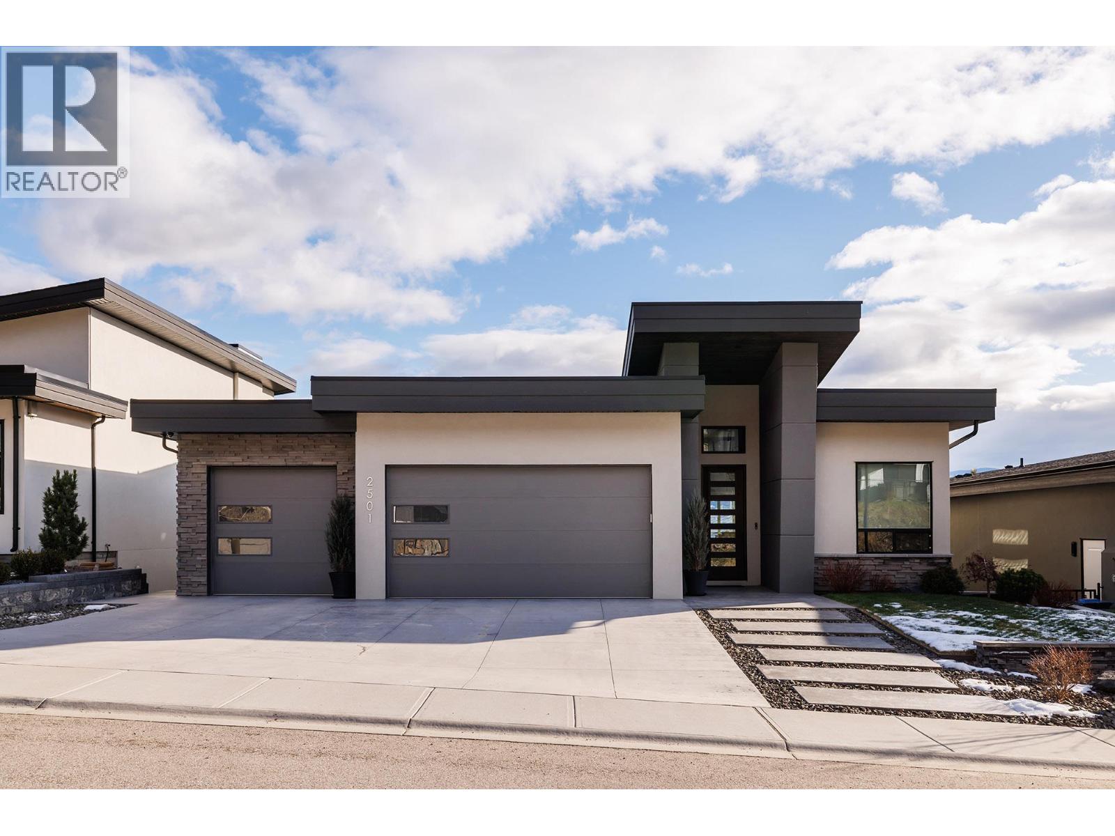 2501 Tallus Heights Drive, West Kelowna, British Columbia  V4T 3M2 - Photo 1 - 10375593