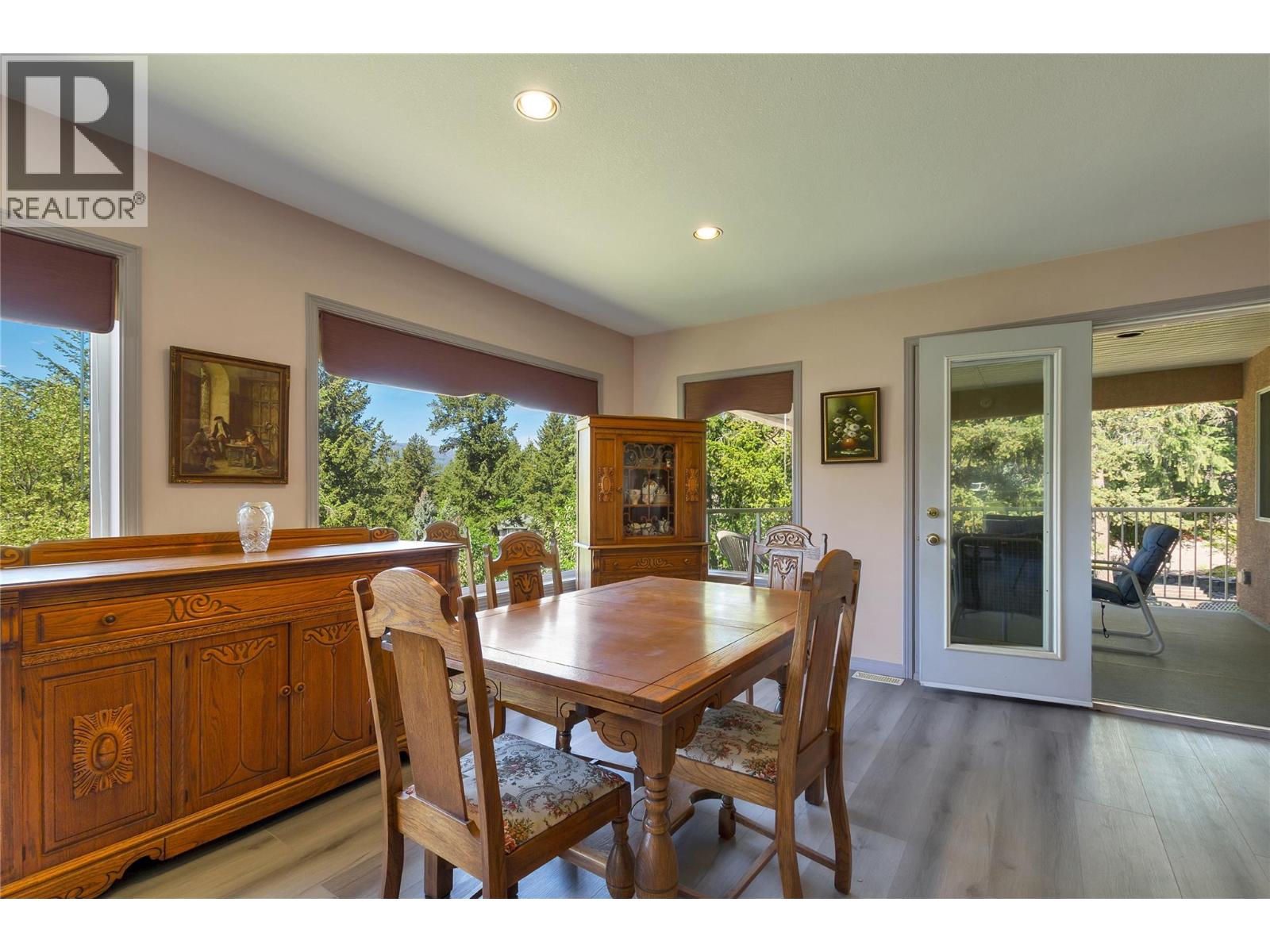 35 Peregrine Way, Vernon, British Columbia  V1H 1E4 - Photo 10 - 10386662