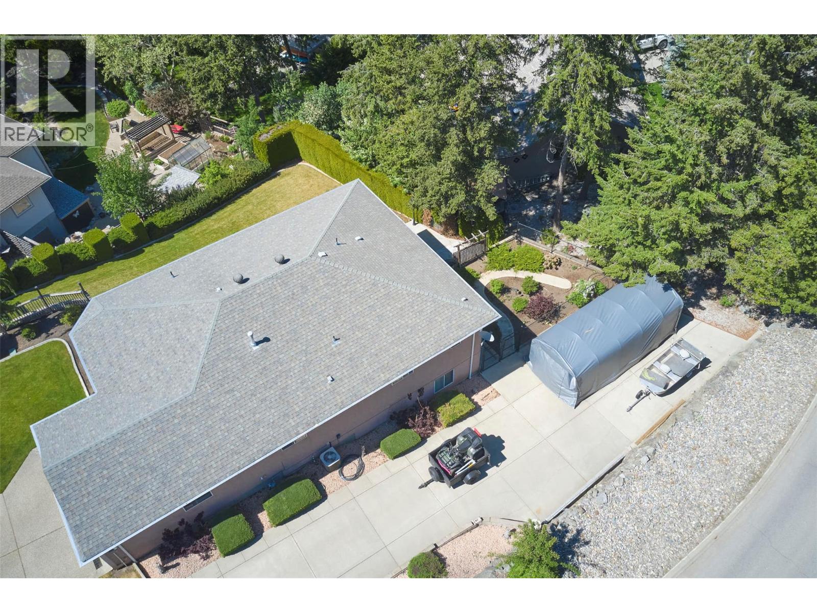 35 Peregrine Way, Vernon, British Columbia  V1H 1E4 - Photo 69 - 10386662