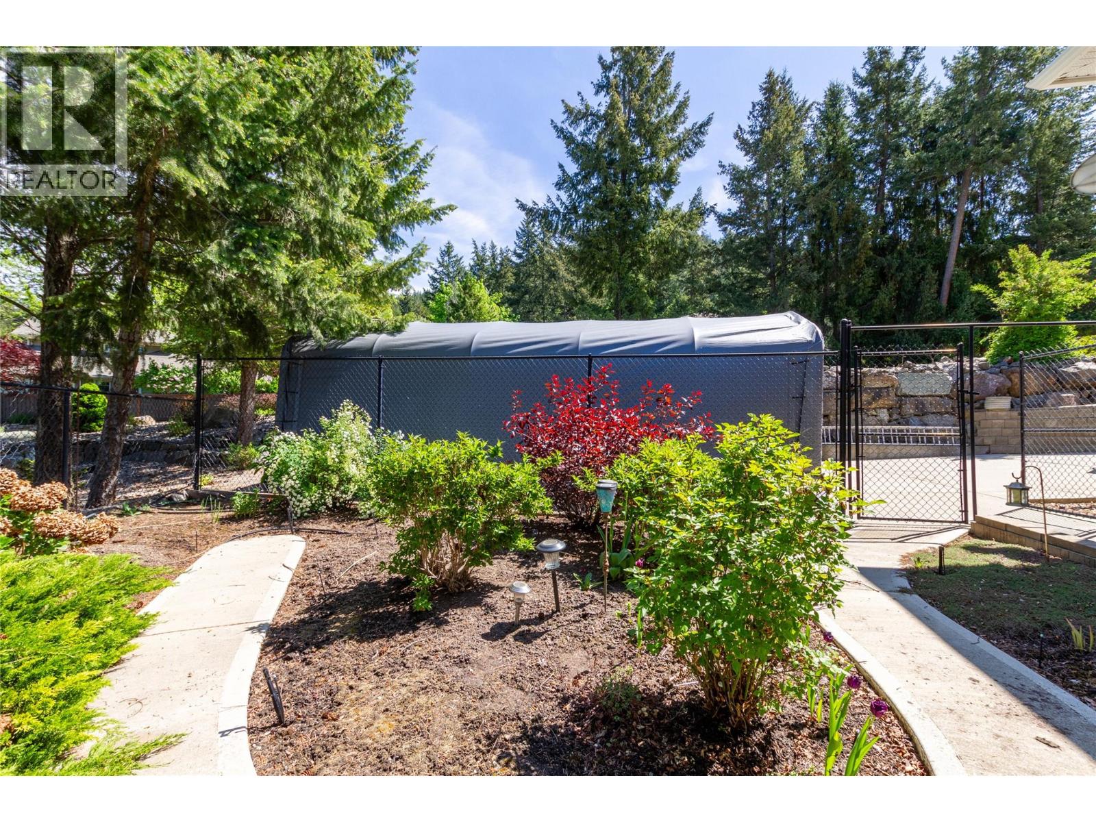 35 Peregrine Way, Vernon, British Columbia  V1H 1E4 - Photo 57 - 10386662