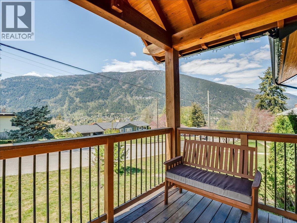 802 Ninth Street, Nelson, British Columbia  V1L 3B9 - Photo 15 - 10386598