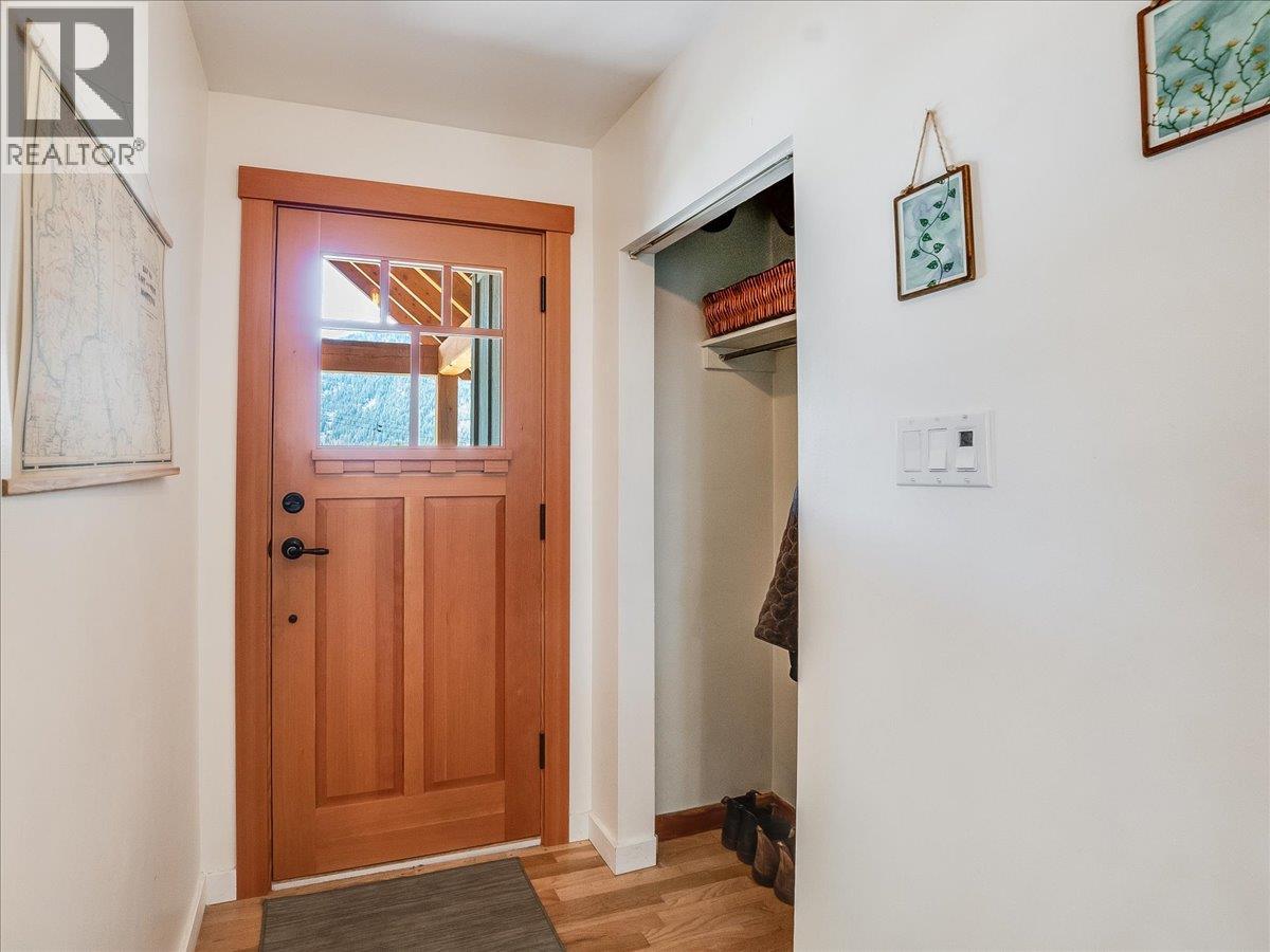 802 Ninth Street, Nelson, British Columbia  V1L 3B9 - Photo 18 - 10386598