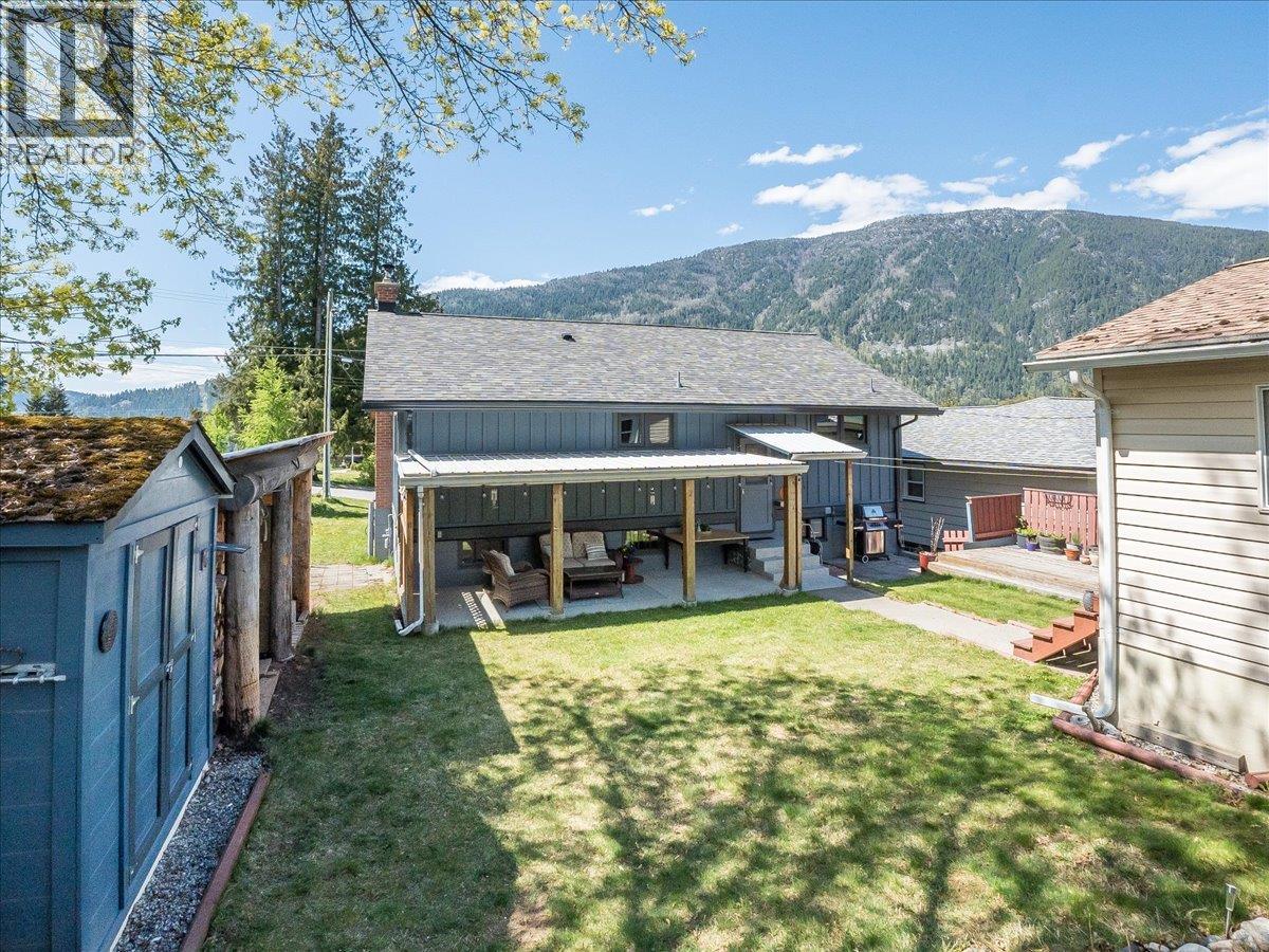 802 Ninth Street, Nelson, British Columbia  V1L 3B9 - Photo 65 - 10386598