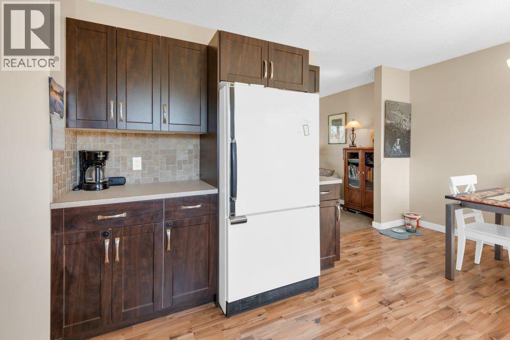 16 Alcock Close, Okotoks, Alberta  T1S 1H1 - Photo 14 - A2309003