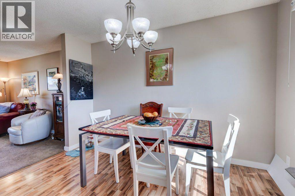 16 Alcock Close, Okotoks, Alberta  T1S 1H1 - Photo 9 - A2309003