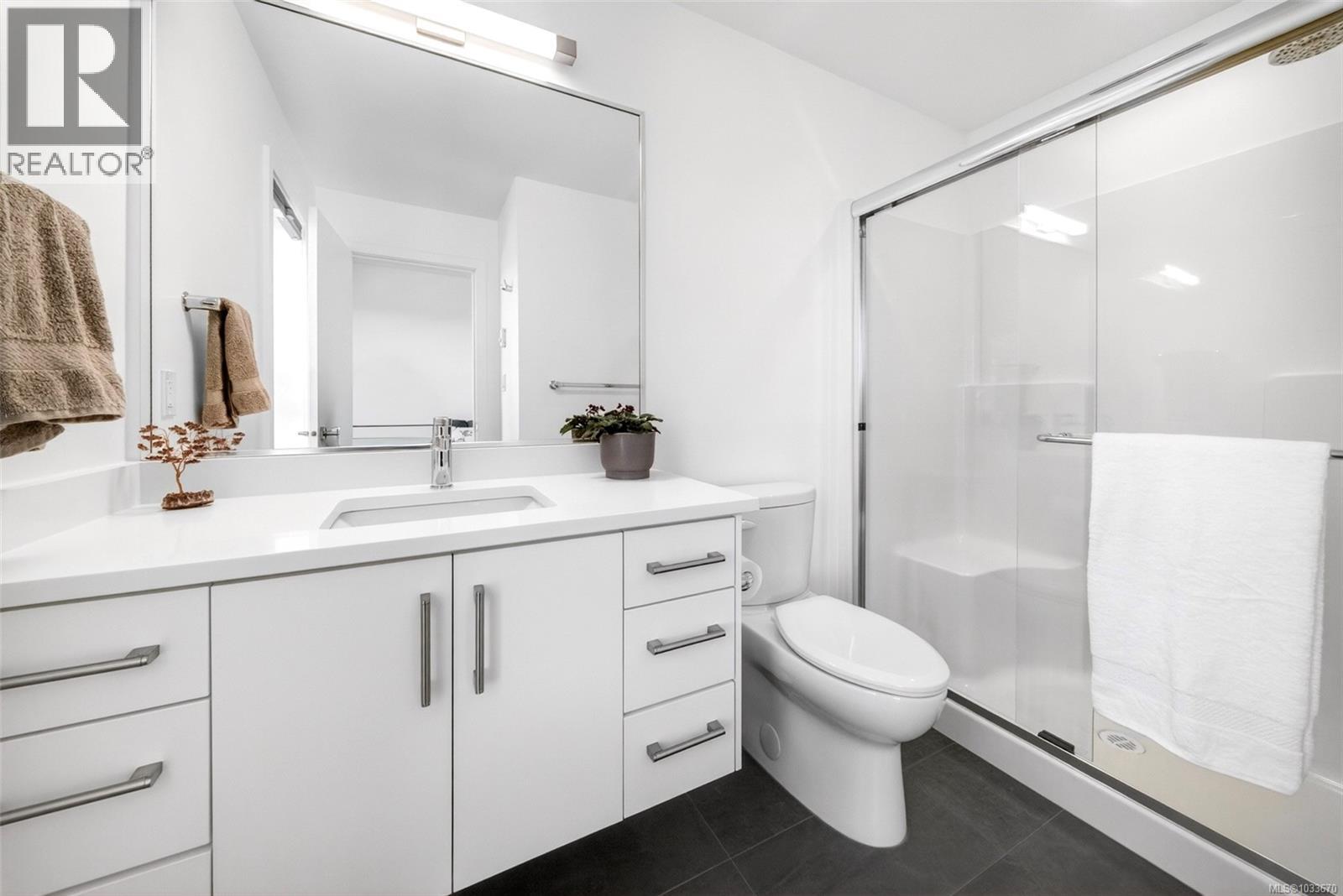 1 1052 Tillicum Rd, Esquimalt, British Columbia  V9A 2A3 - Photo 26 - 1033670