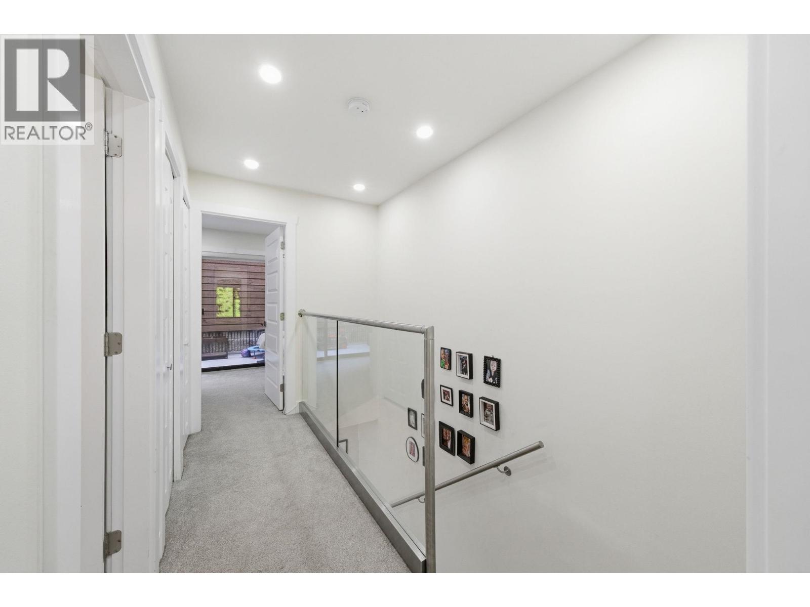 4328 Garden Grove Drive, Burnaby, British Columbia  V5G 4G6 - Photo 7 - R3115296