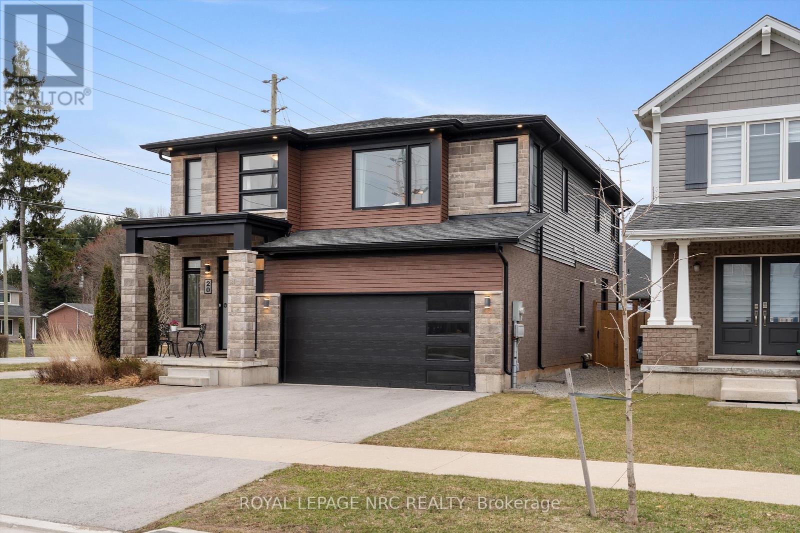 20 MYRTLE STREET, Pelham, Ontario