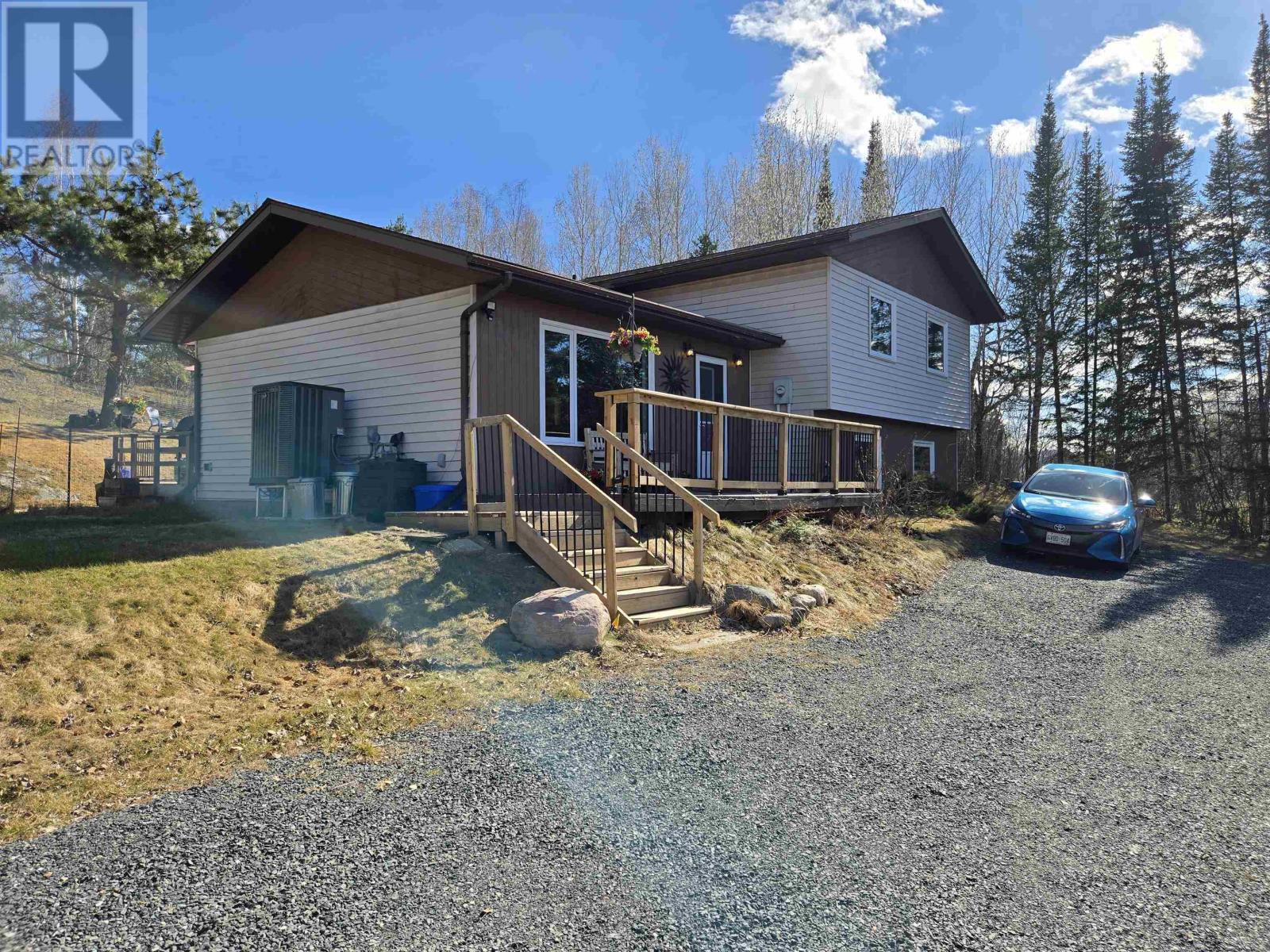 227 Transmitter Rd, Kenora, Ontario  P9N 0G9 - Photo 3 - TB2600969