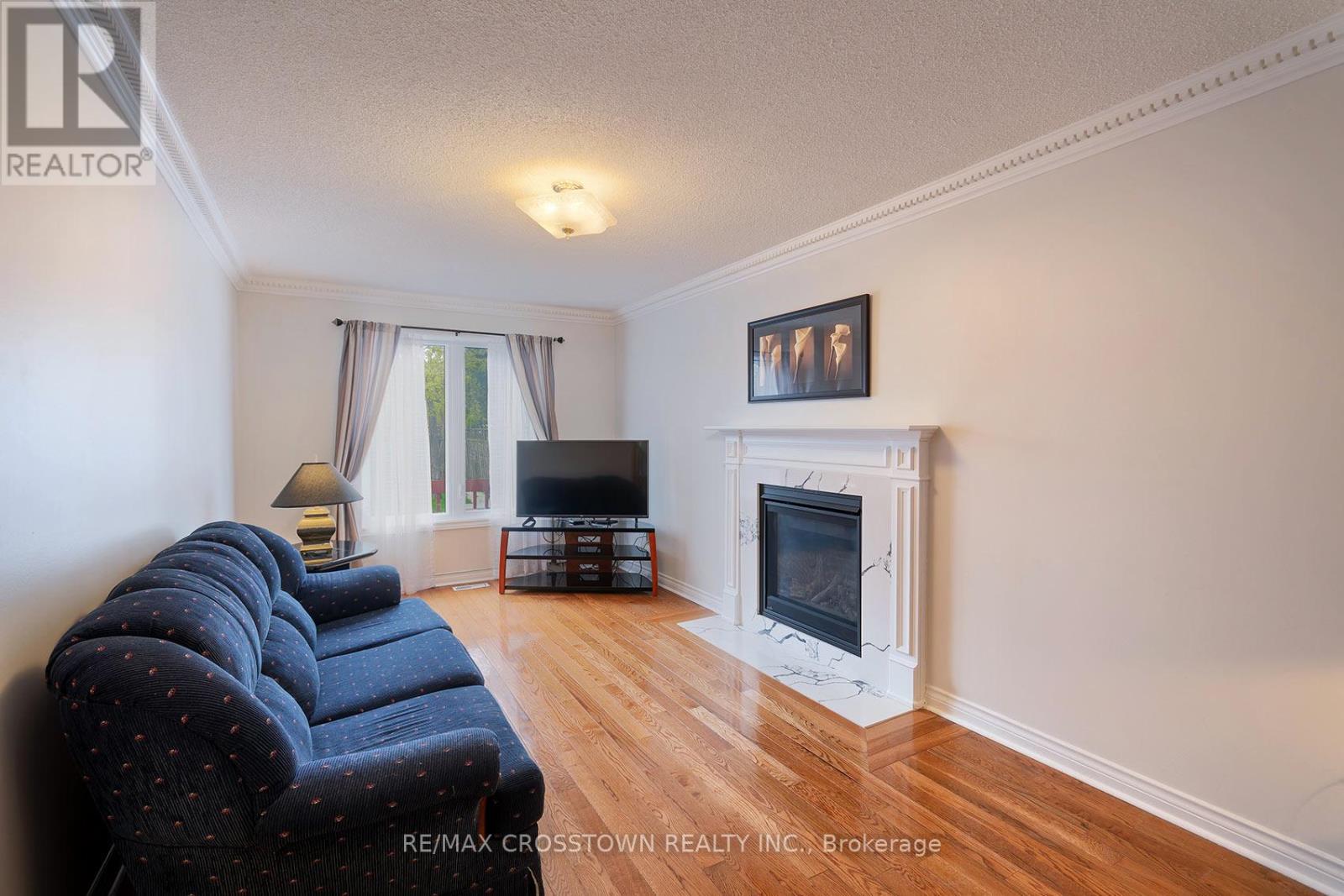 119 Fieldgate Drive, Vaughan, Ontario  L6A 1K5 - Photo 4 - N13004776