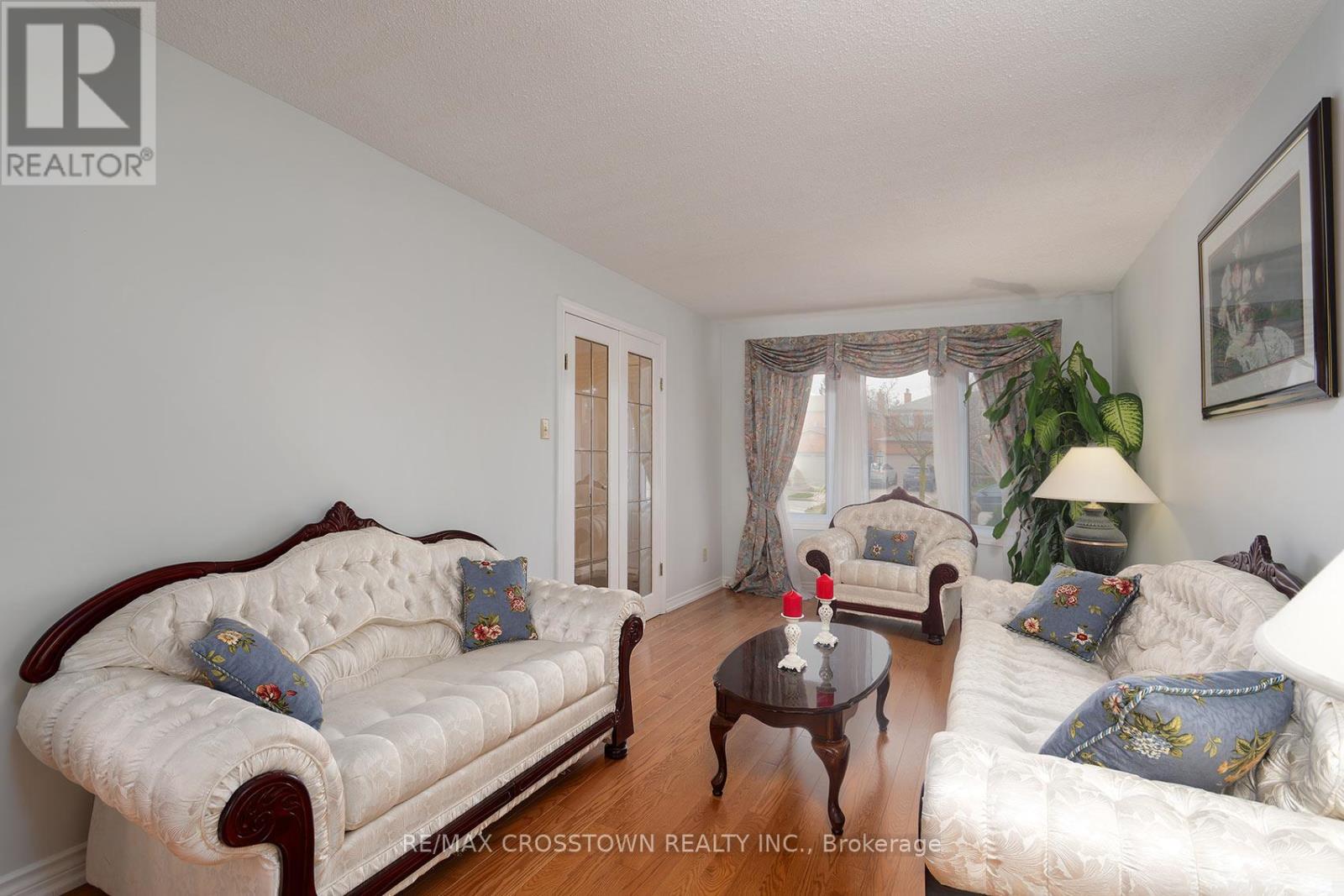 119 Fieldgate Drive, Vaughan, Ontario  L6A 1K5 - Photo 9 - N13004776