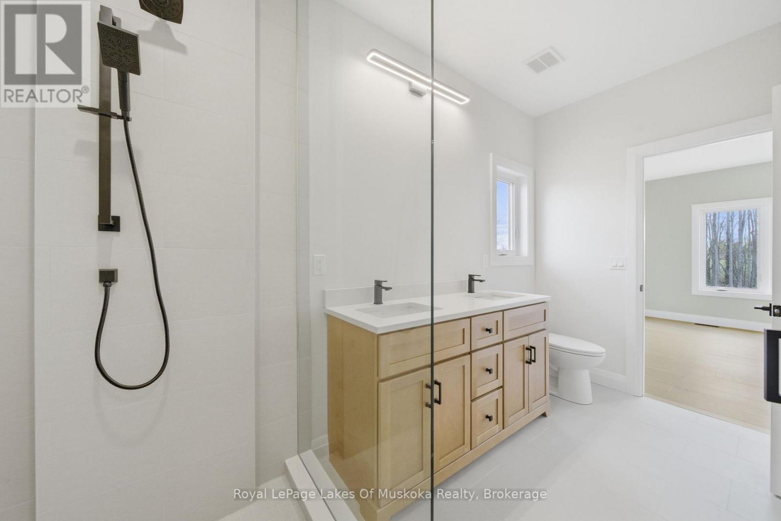 21 Henry Ball Court, Oro-Medonte, Ontario  L0K 2G1 - Photo 26 - S13105886