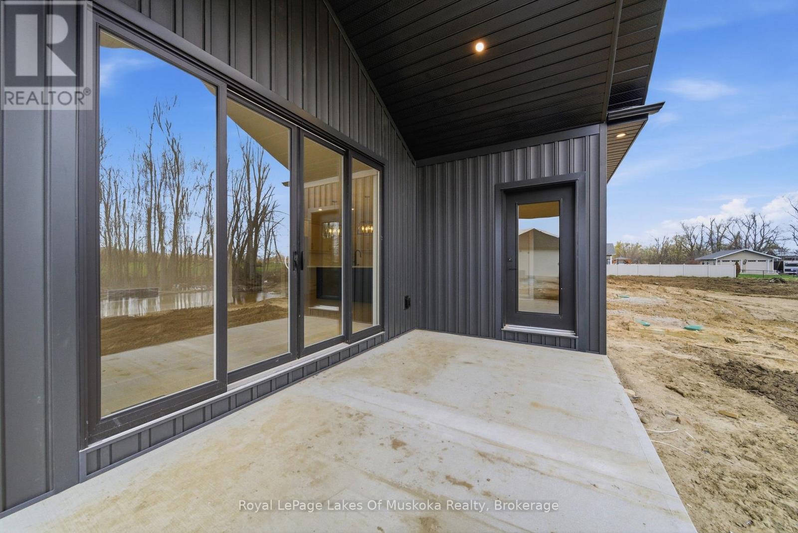 21 Henry Ball Court, Oro-Medonte, Ontario  L0K 2G1 - Photo 36 - S13105886