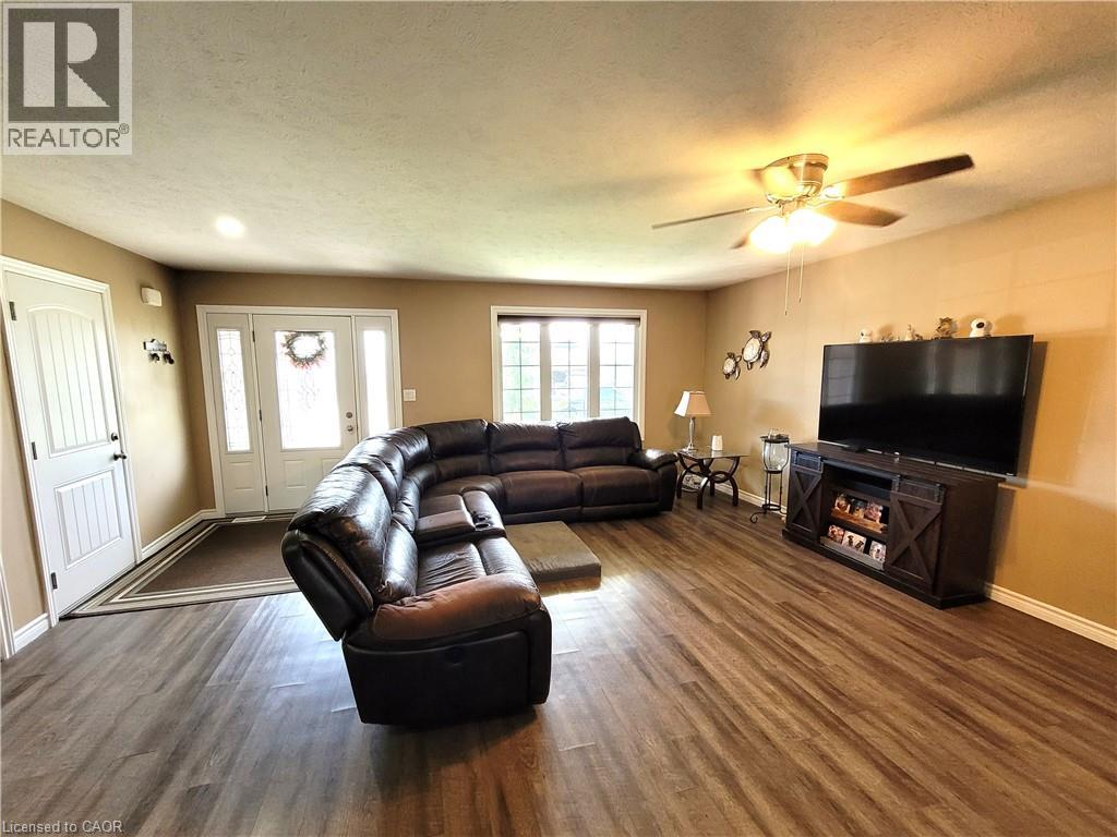 296 Donly Drive S, Simcoe, Ontario  N3Y 0C8 - Photo 7 - 40828710
