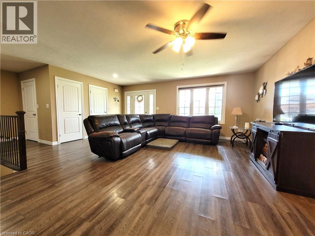 296 Donly Drive S, Simcoe, Ontario  N3Y 0C8 - Photo 8 - 40828710