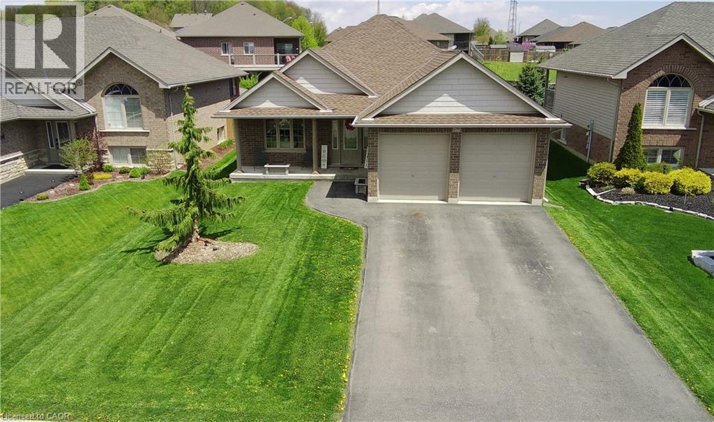 296 DONLY Drive S, Simcoe, Ontario