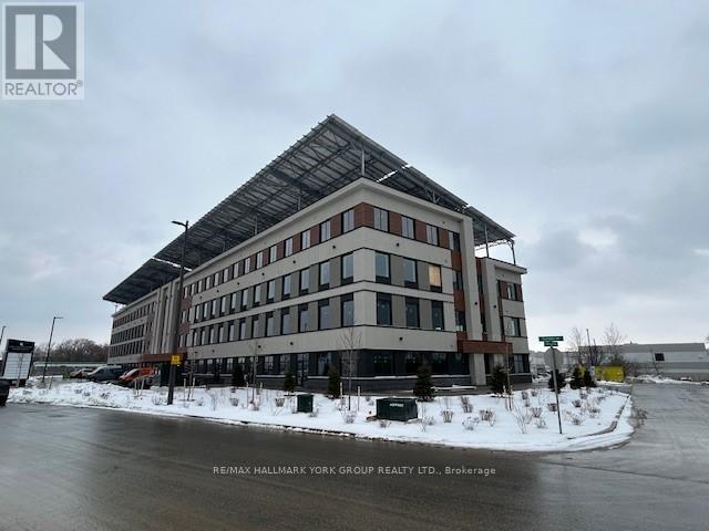 111 - 35 SUNDAY DRIVE, Aurora, Ontario