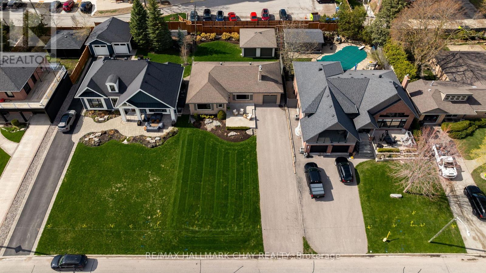 68 Kempenfelt Drive, Barrie (North Shore), Ontario  L4M 1C1 - Photo 39 - S13105876