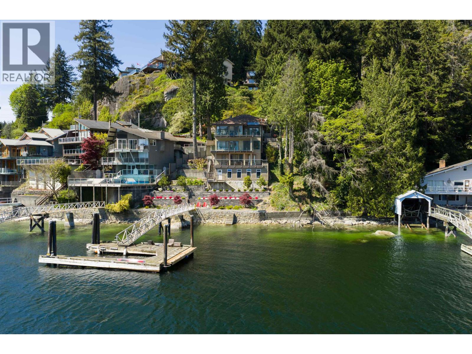 4793 Strathcona Road, North Vancouver, British Columbia  V7G 1G9 - Photo 7 - R3121381