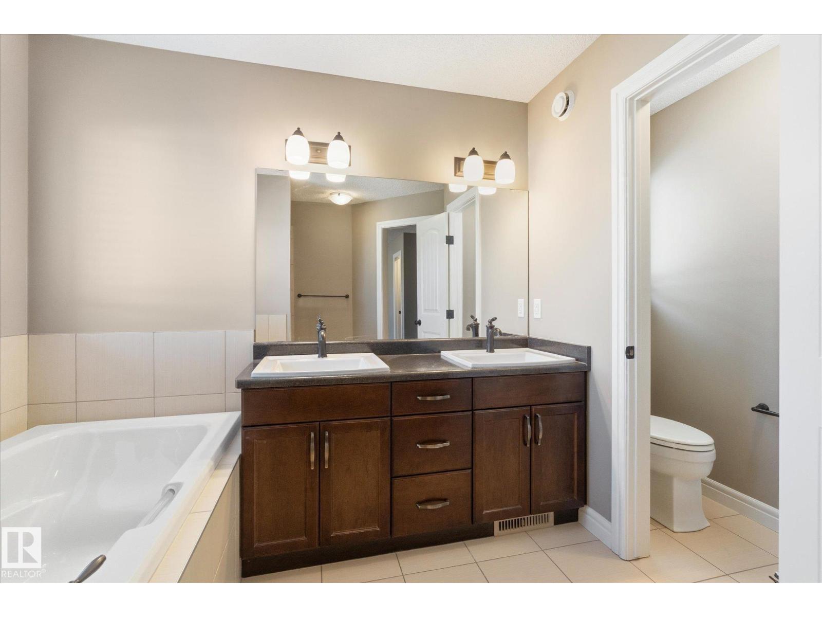 552 178a St Sw, Edmonton, Alberta  T6W 2L4 - Photo 32 - E4486735