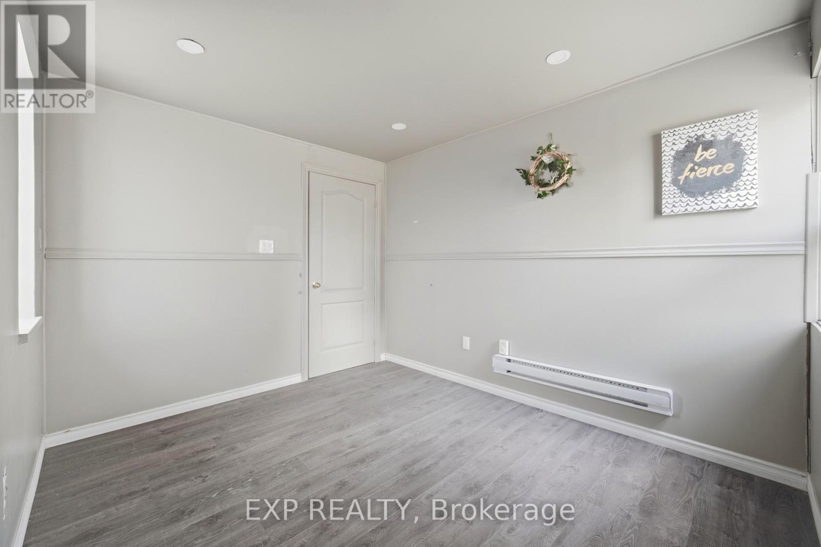 2065 Westfield Drive, Mississauga, Ontario  L4Y 1P2 - Photo 33 - W13105880