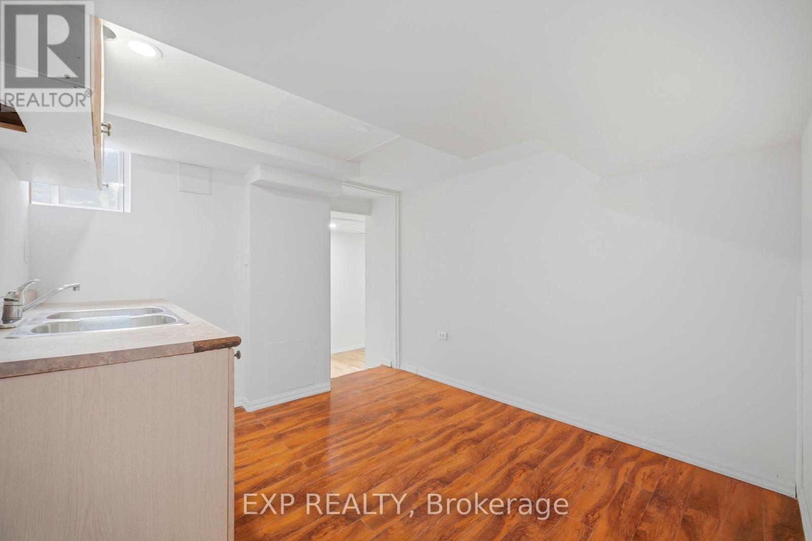 2065 Westfield Drive, Mississauga, Ontario  L4Y 1P2 - Photo 37 - W13105880