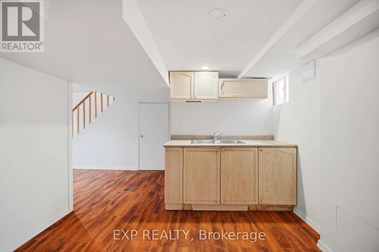 2065 Westfield Drive, Mississauga, Ontario  L4Y 1P2 - Photo 38 - W13105880