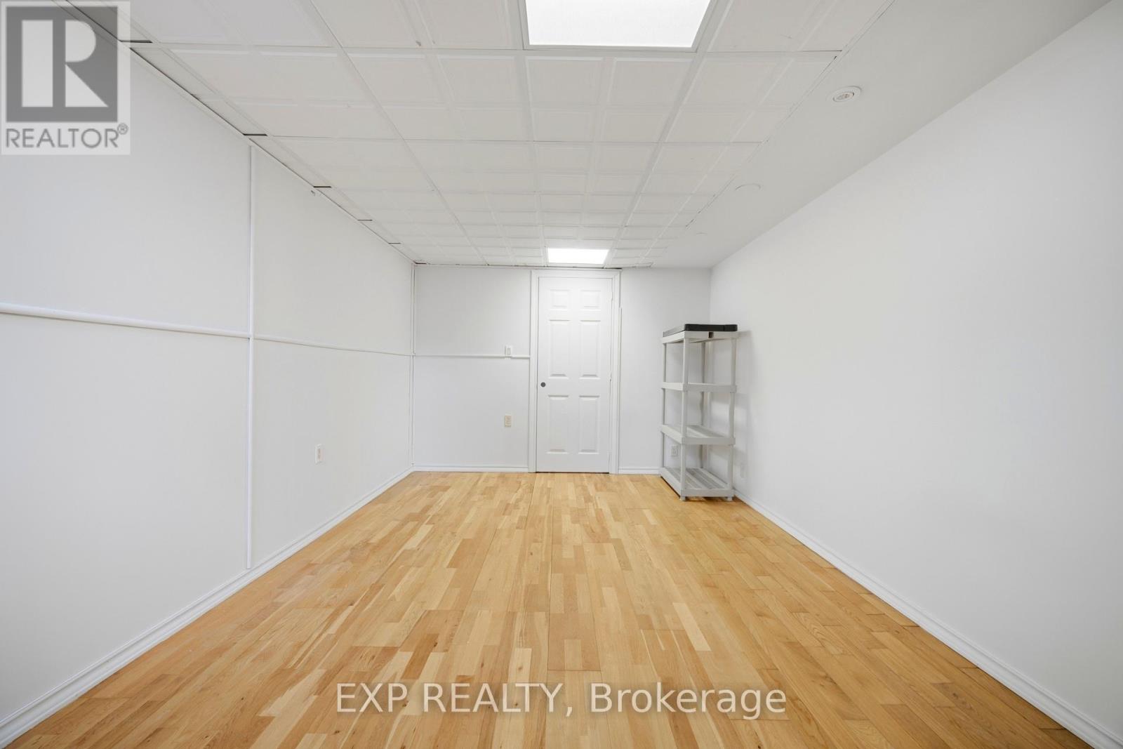 2065 Westfield Drive, Mississauga, Ontario  L4Y 1P2 - Photo 41 - W13105880
