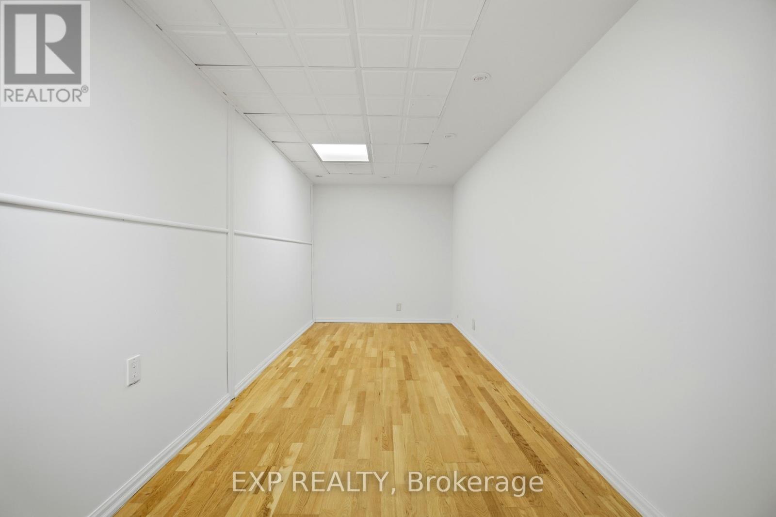 2065 Westfield Drive, Mississauga, Ontario  L4Y 1P2 - Photo 42 - W13105880