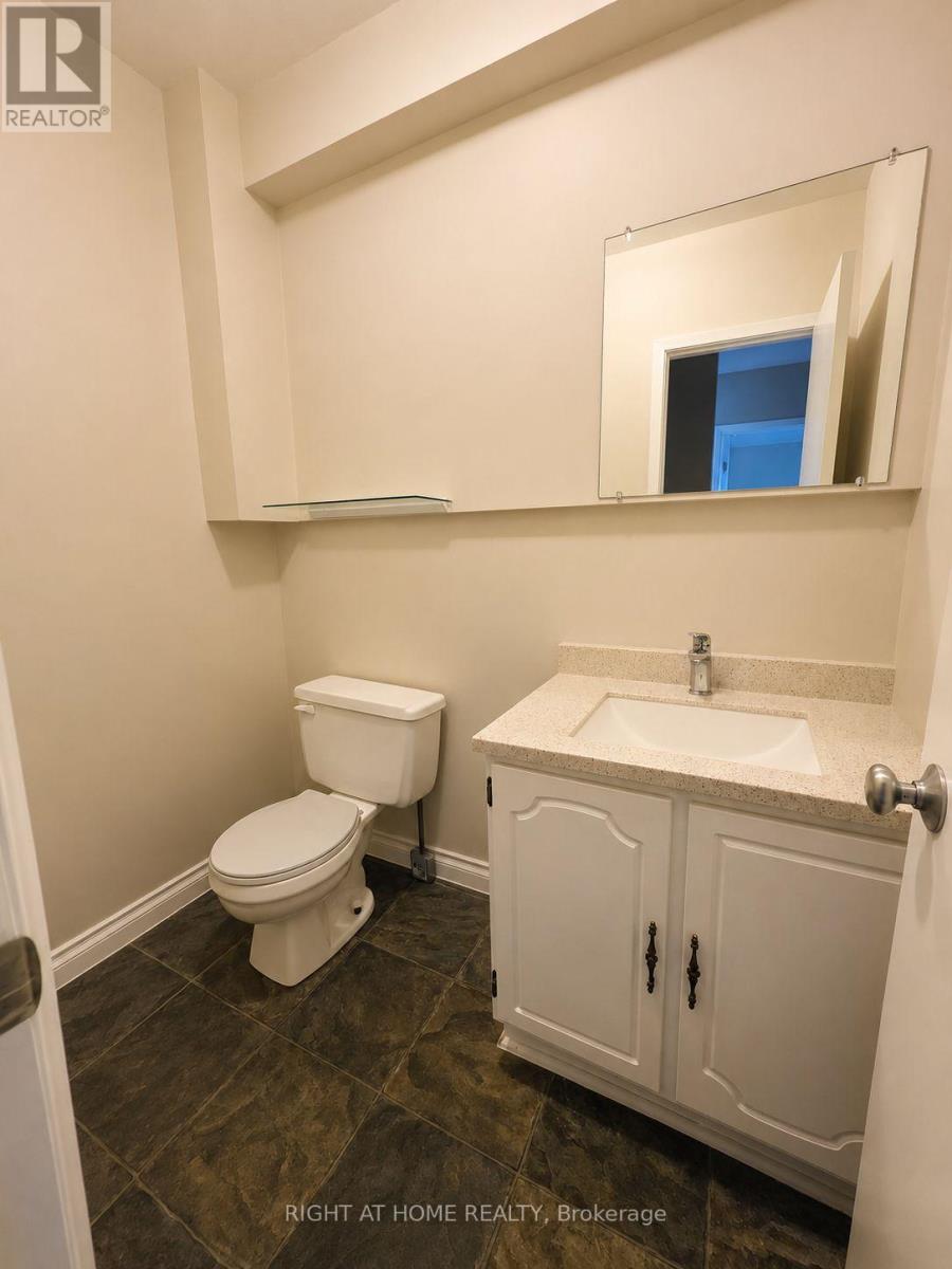 10 Forestview Place, Barrie, Ontario  L4M 5M5 - Photo 21 - S13101926